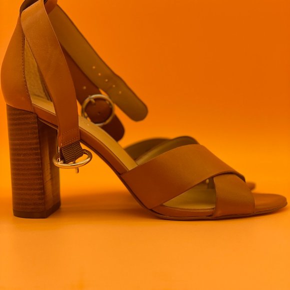 Ann Taylor ankle strap cross front heels sandals Sz 7 caramel beige neutral - Picture 4 of 6